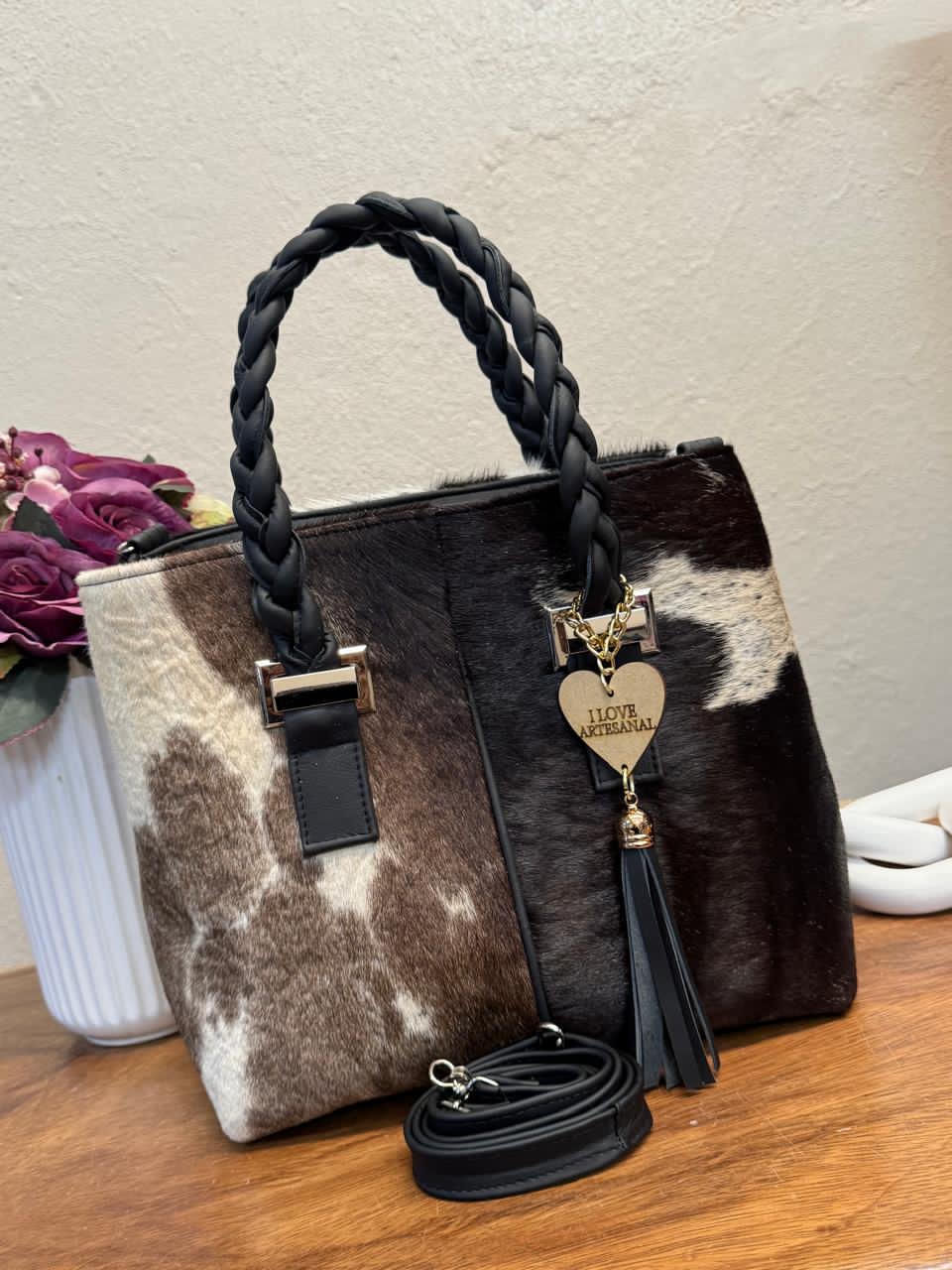 BOLSA ELIZABETH PELO VARIABLE ASAS NEGRO