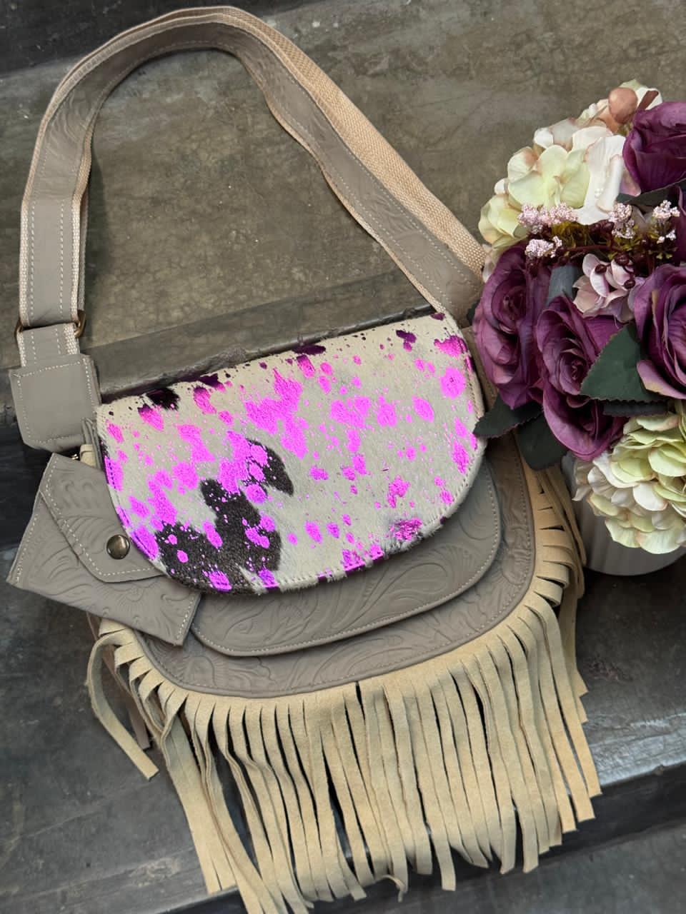 CROSSBODY MABEL PELO VARIABLE VAINILLA