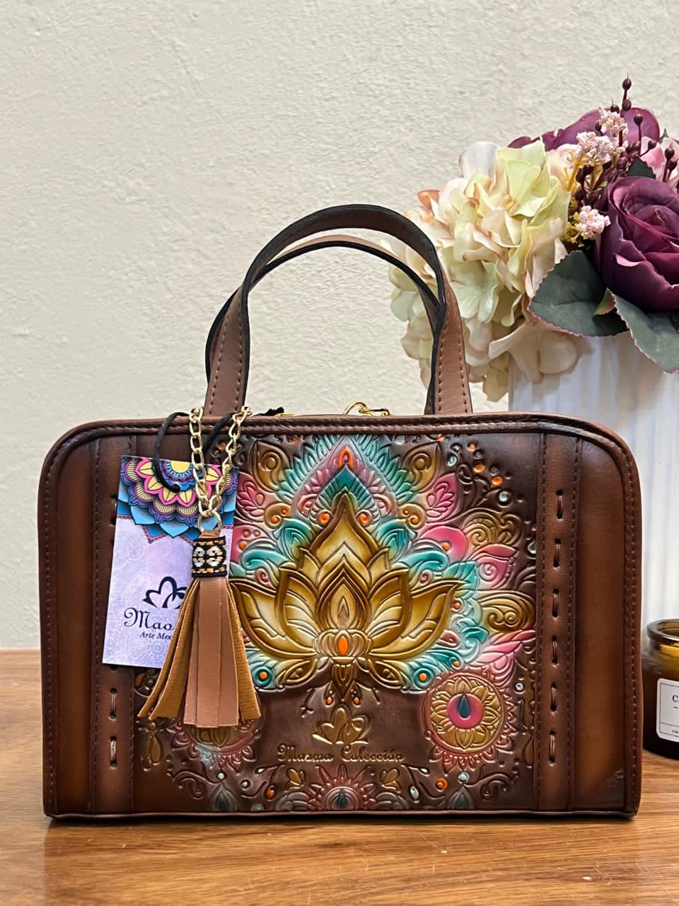 MAOMA CROSSBODY TABATA FLOR DE LOTO COLORES-PIEL MARRON