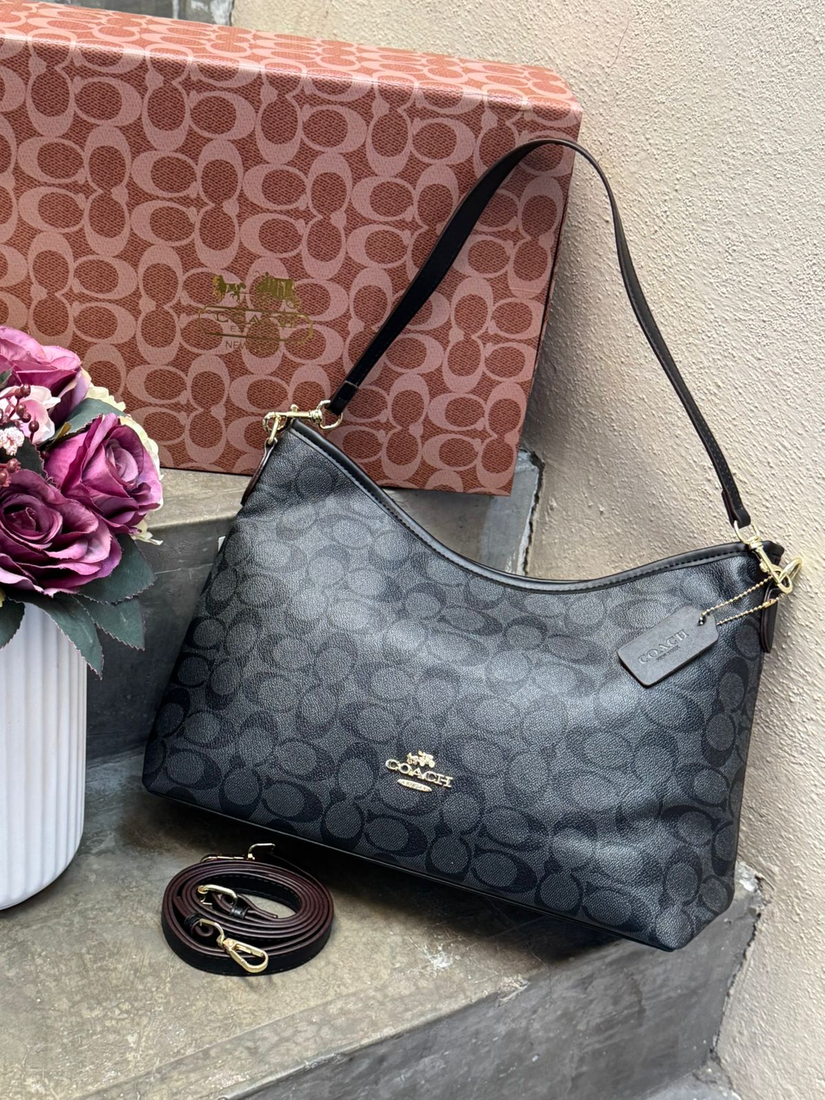 BOLSO LAUREL COACH NEGRO