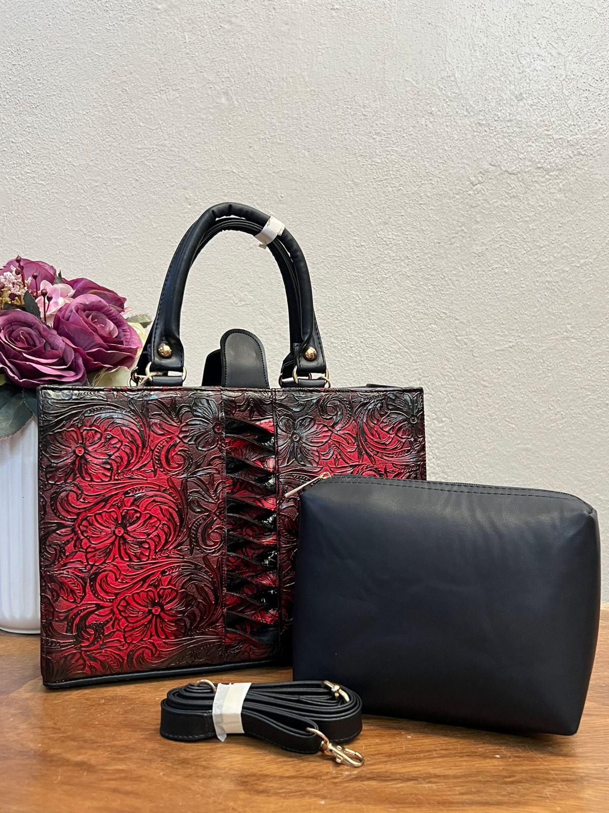 UB DUO ARTESANAL COMBO MED FLORES ROJO/NEGRO