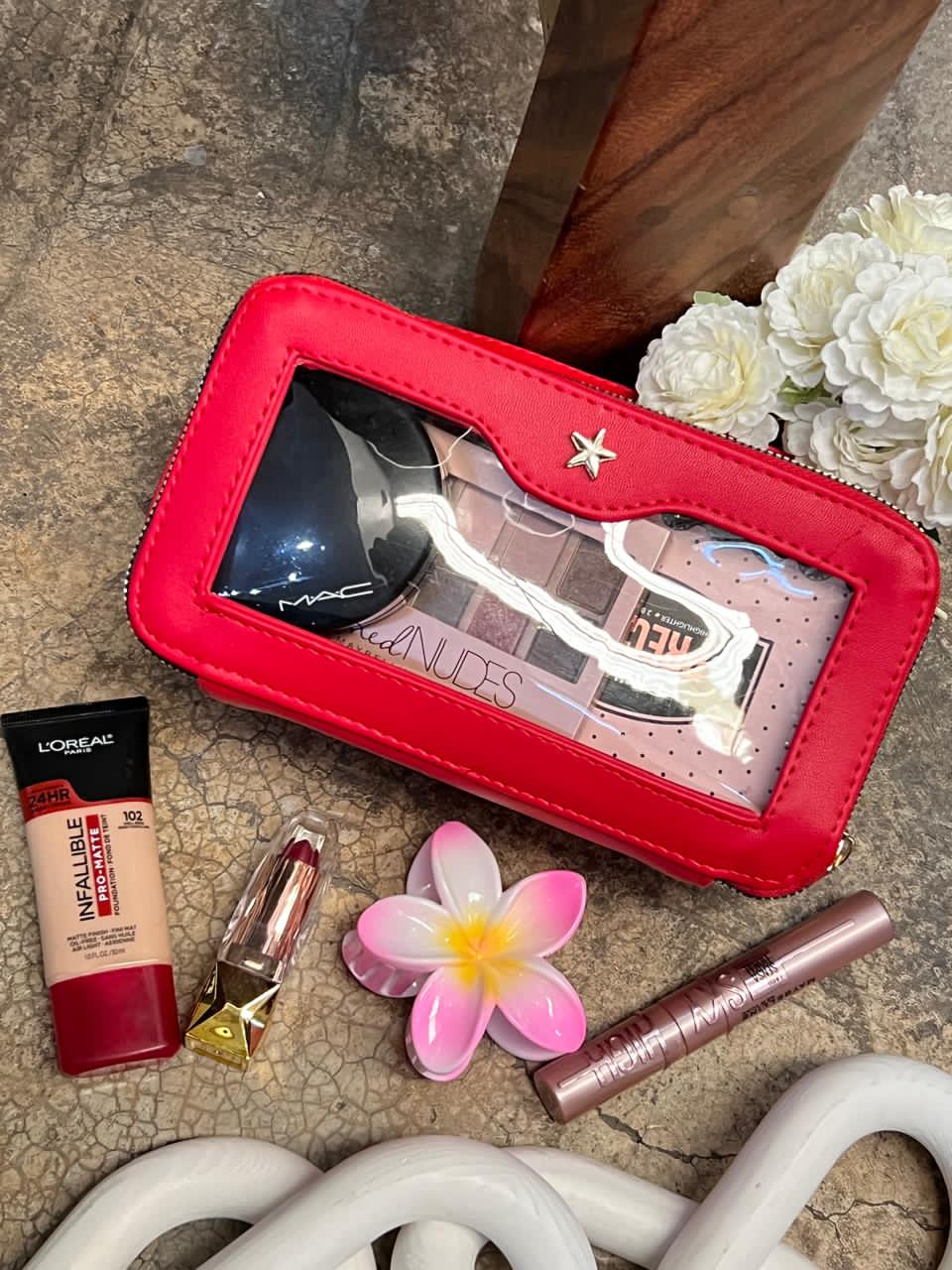 COSMETIQUERA DOBLE CIERRE MICA ROJO