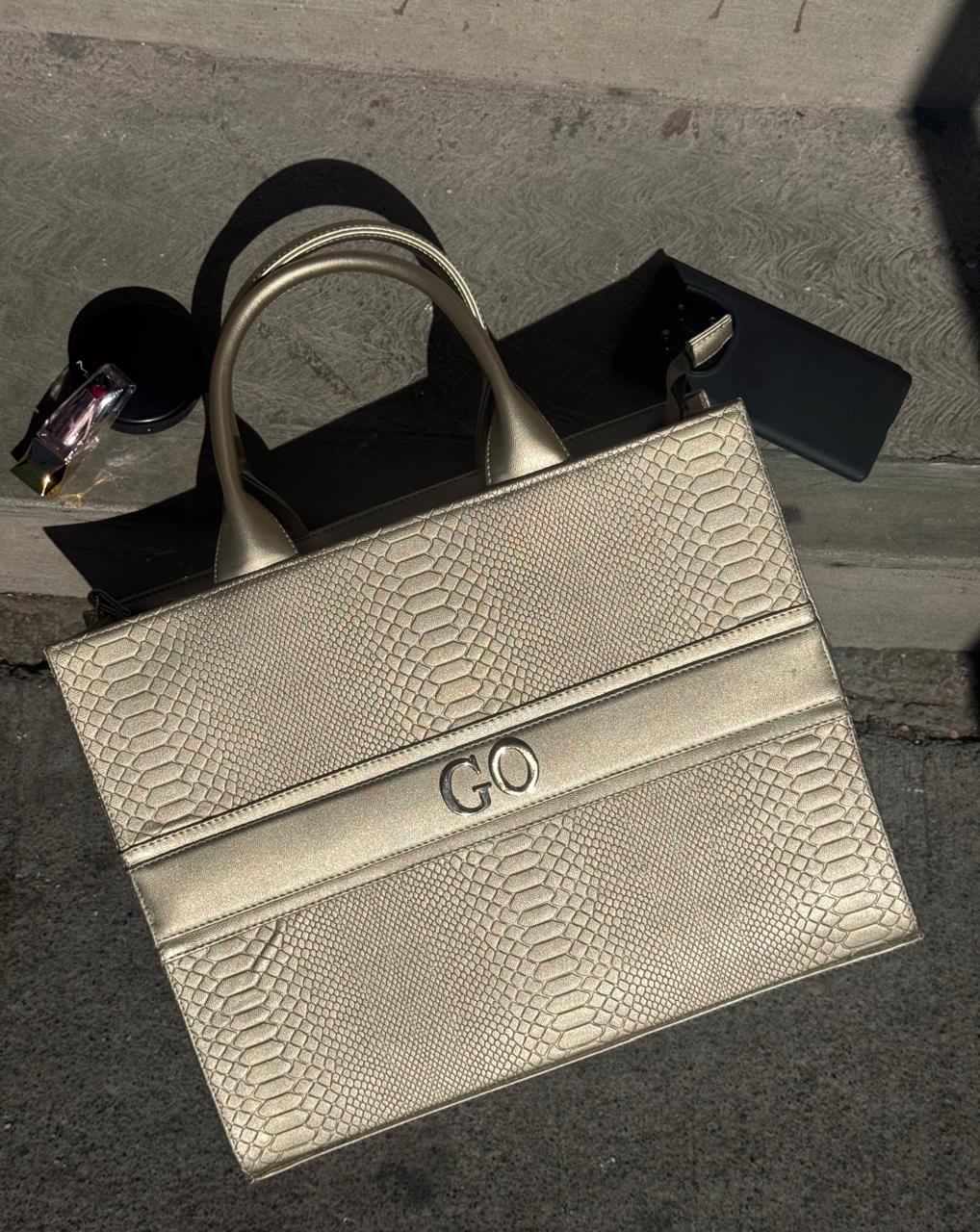 TOTE PREMIUM ZEUS DORADO