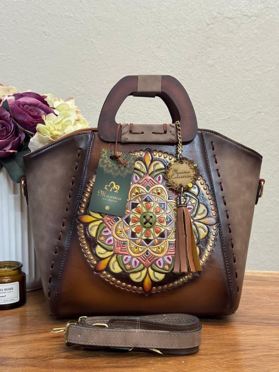MAOMA GDE CAMILA MANDALA COLORES PIEL MARRON