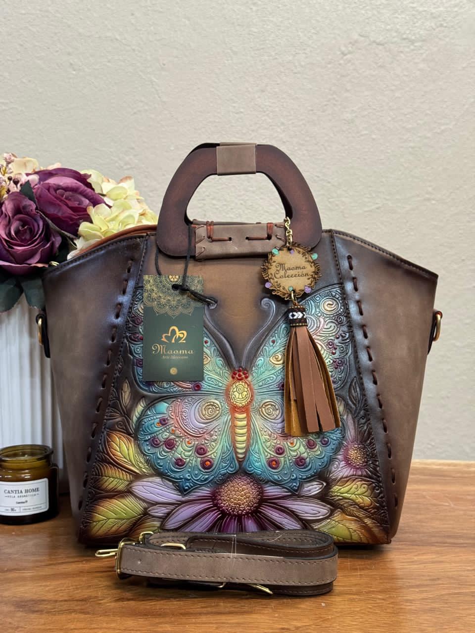 MAOMA GDE CAMILA MARIPOSA COLORES PIEL CAFE