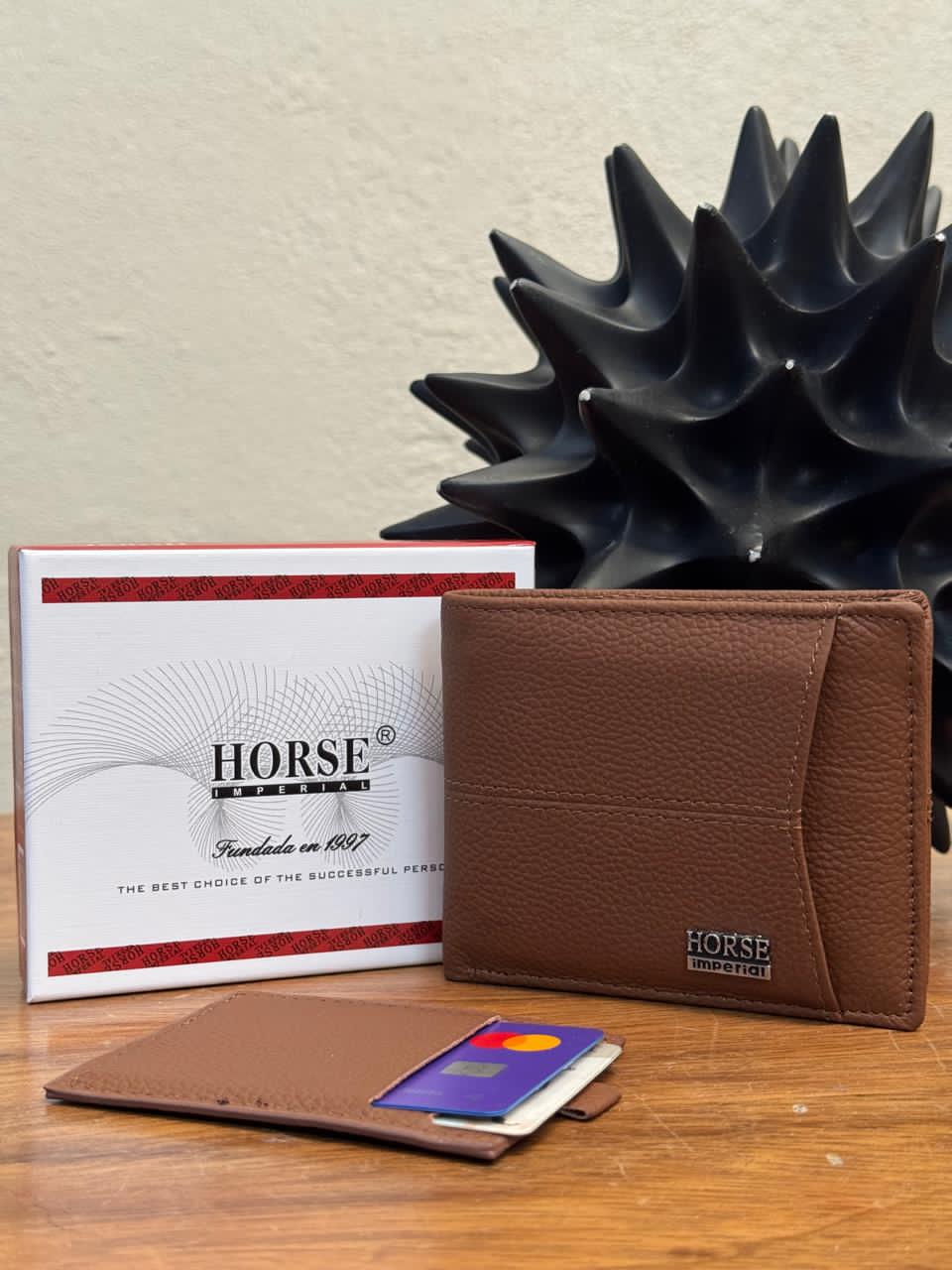 CARTERA HORSE PIEL COLOR CAMEL CON TARJETERO DESMONTABLE