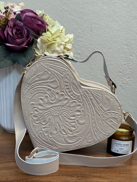 BOLSO CORAZON DE PIEL MAQUILLAJE