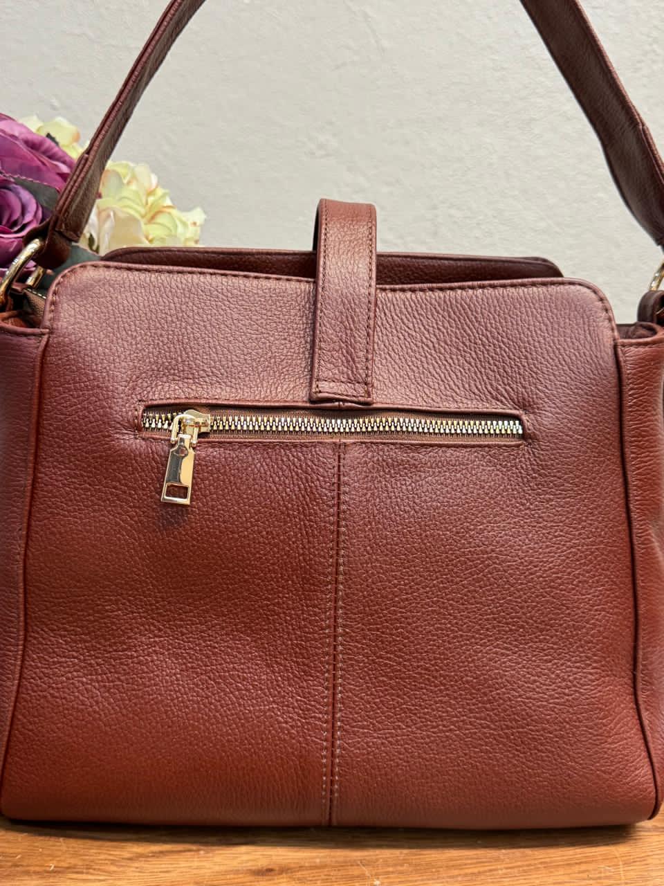 BOLSO 100% PIEL BRITANIA NEGRO
