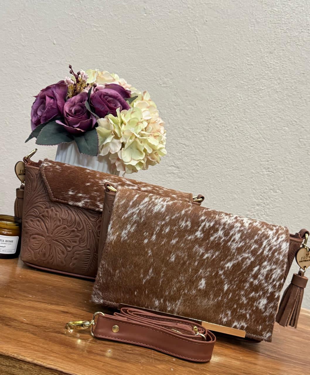 CROSSBODY VIANNEY TAPA PELO VARIABLE PIEL CAMEL