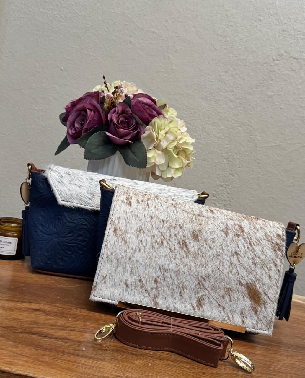 CROSSBODY VIANNEY TAPA PELO VARIABLE PIEL AZUL MARINO