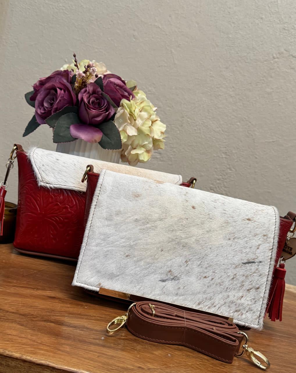 CROSSBODY VIANNEY TAPA PELO VARIABLE PIEL ROJO FERRARI