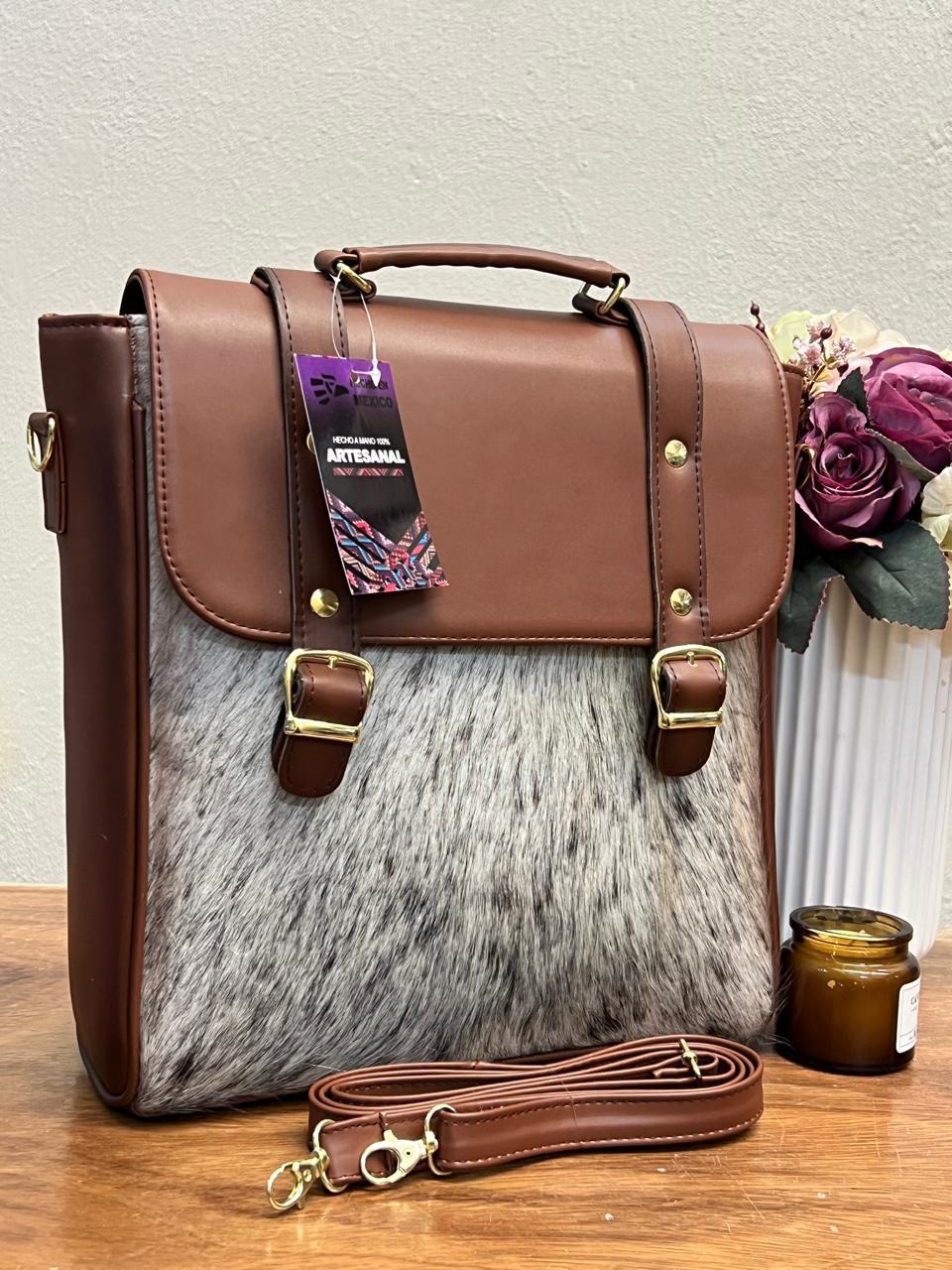 MOCHILA HEBILLAS PELO VARIABLE PIEL MARRON