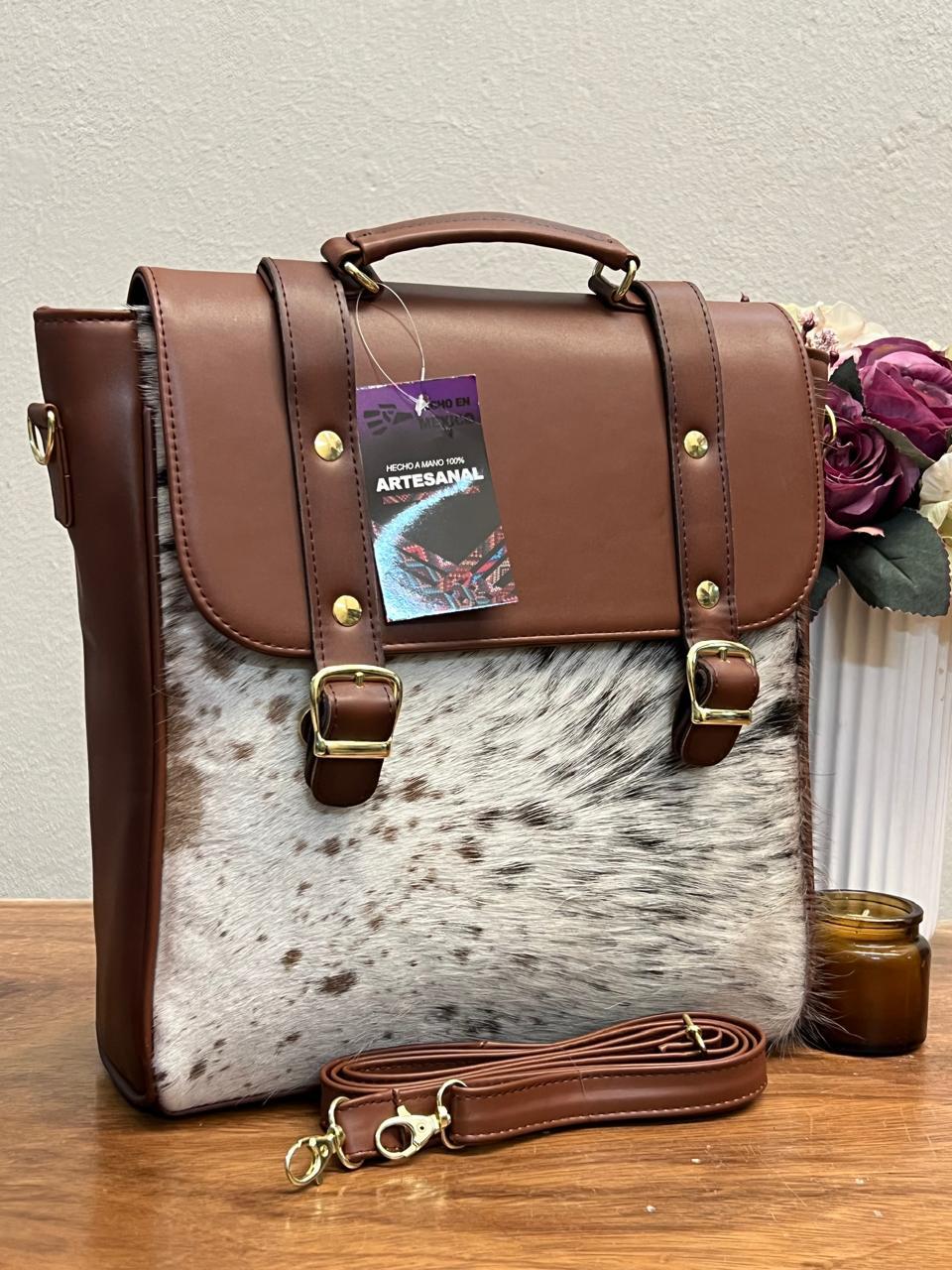 MOCHILA HEBILLAS PELO VARIABLE PIEL MARRON