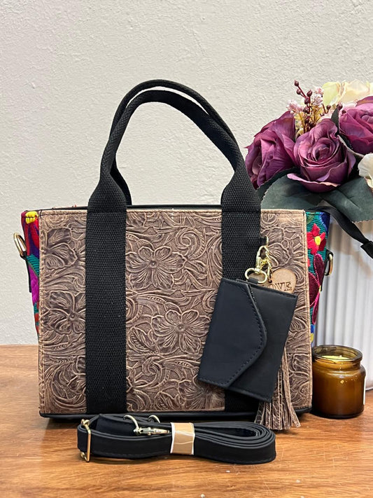BOLSO ARTESANAL MELISSA GRABADO MARRON CLARO