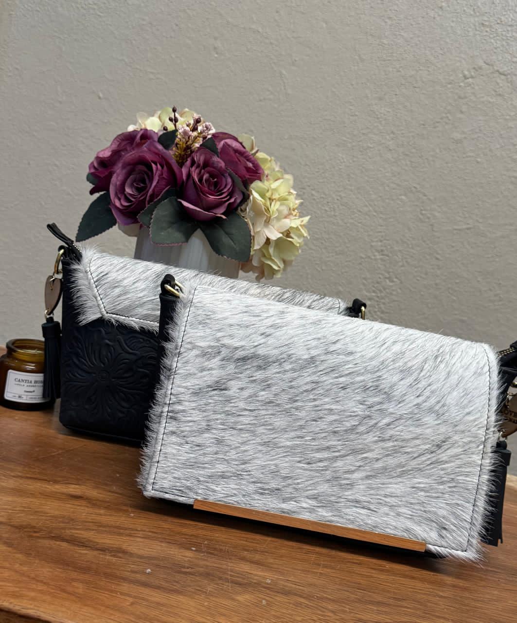 CROSSBODY VIANNEY TAPA PELO VARIABLE PIEL NEGRO