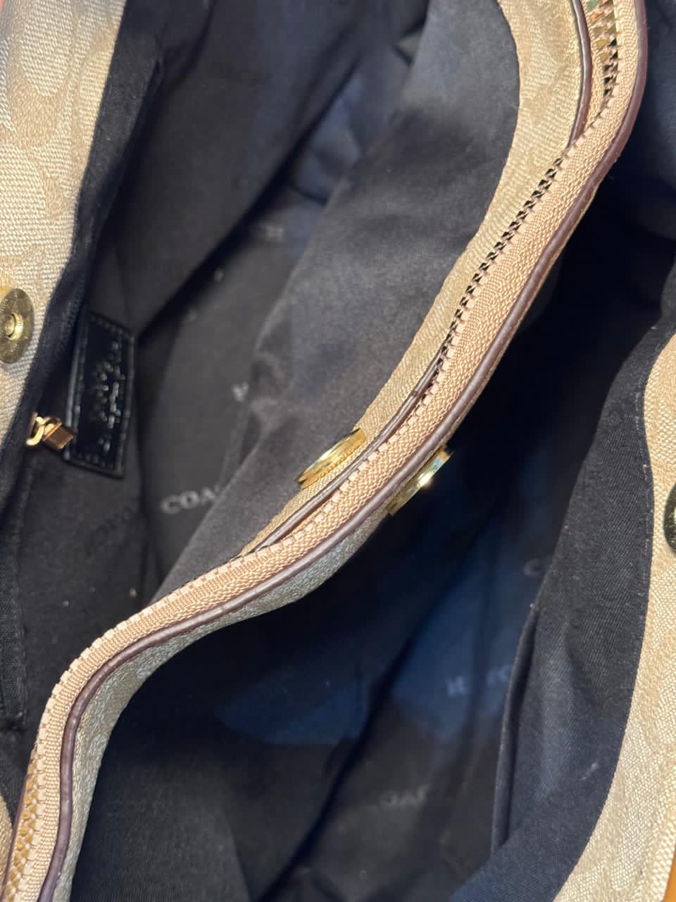 BOLSO COACH DOBLE ASA SHEDRON GRABADO
