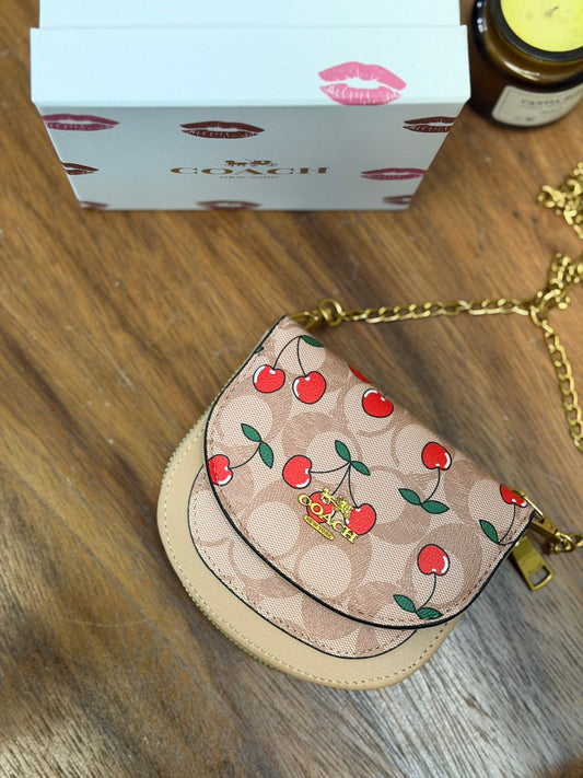 MINI FLAP COACH MAQUILLAJE CEREZAS
