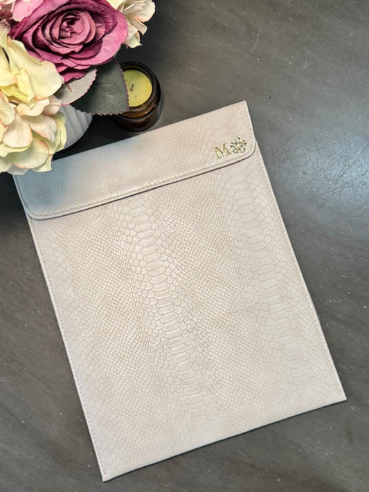 FUNDA PARA IPAD PITON HUESO