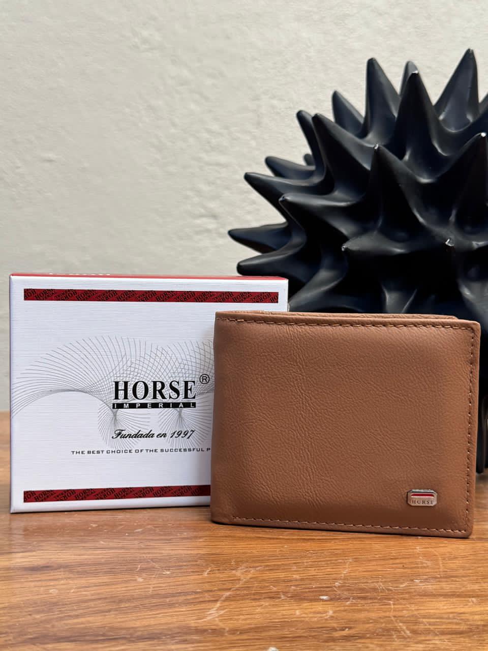 CARTERA HORSE PIEL BIFOLD CAMEL HERRAJES VARIABLES