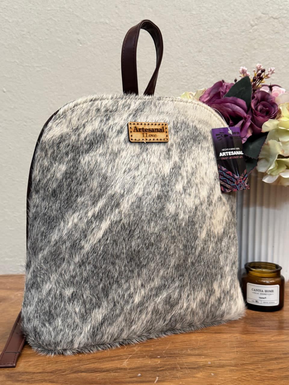 MOD ARTESANAL MOCHILA ANDY PELO VARIABLE
