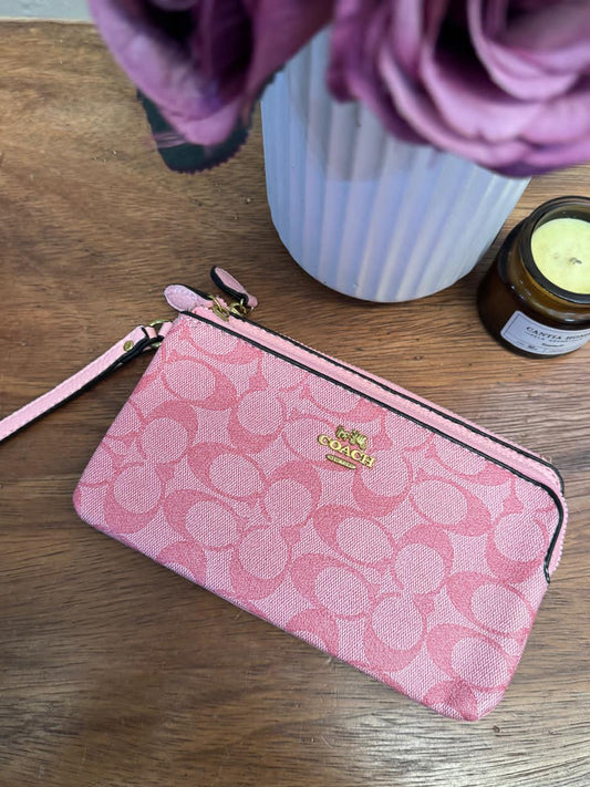 MUÑEQUERA LARGA COACH ROSA