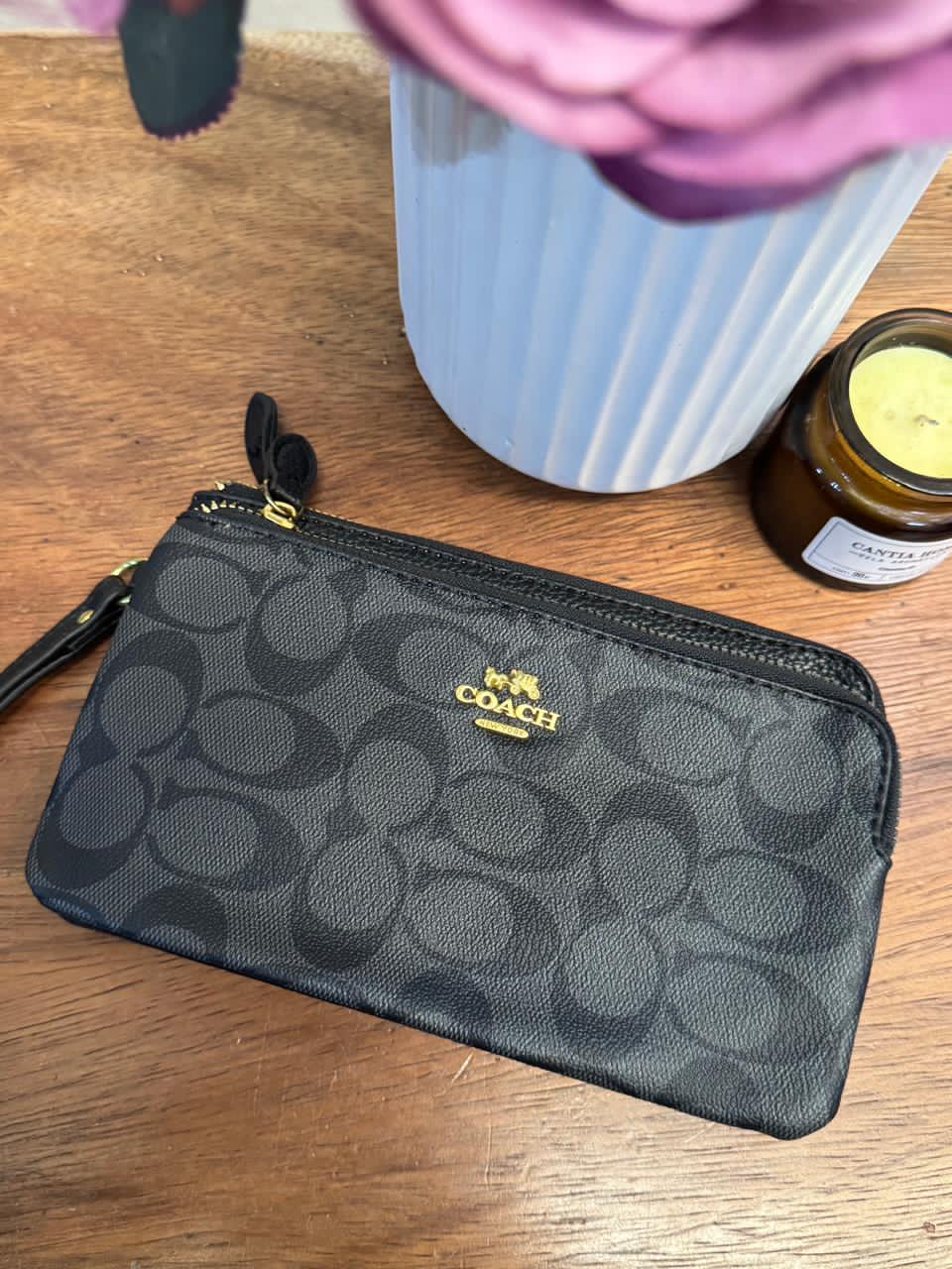 MUÑEQUERA LARGA COACH NEGRO ESTAMPADO