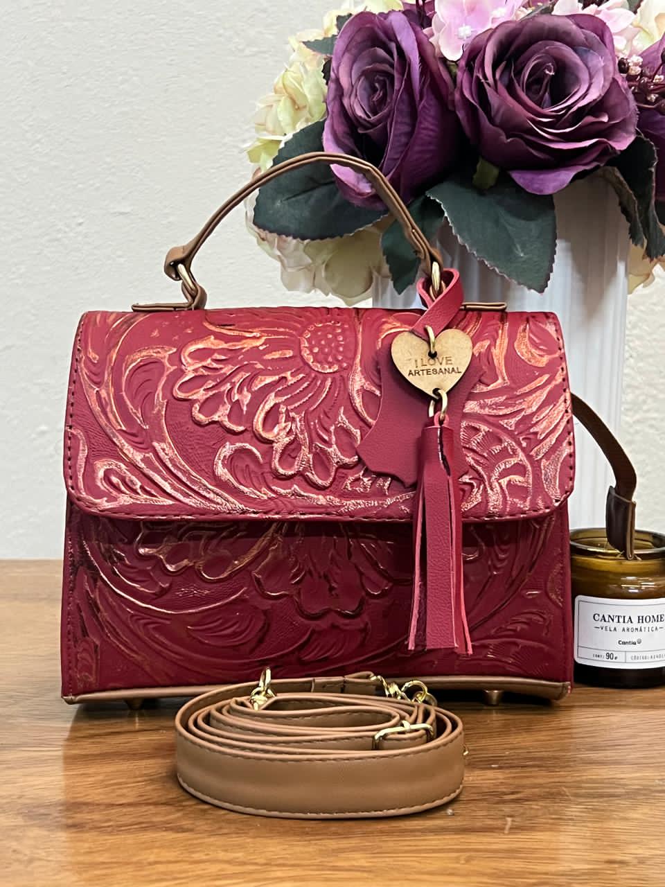 CROSSBODY DELIA MUÑEQUEADA TAPA RECTA ROJO-COBRE