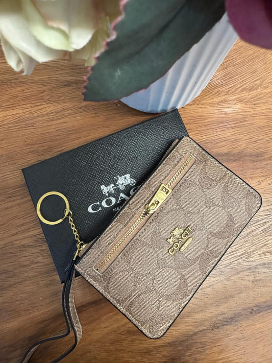 MONEDERO ZIP COACH KHAKI