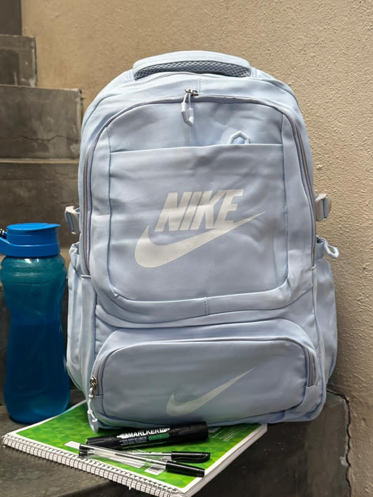 MOCHILA NIKE 001 CELESTE