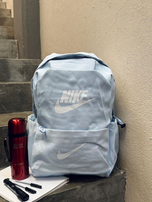 MOCHILA NIKE 004 CELESTE