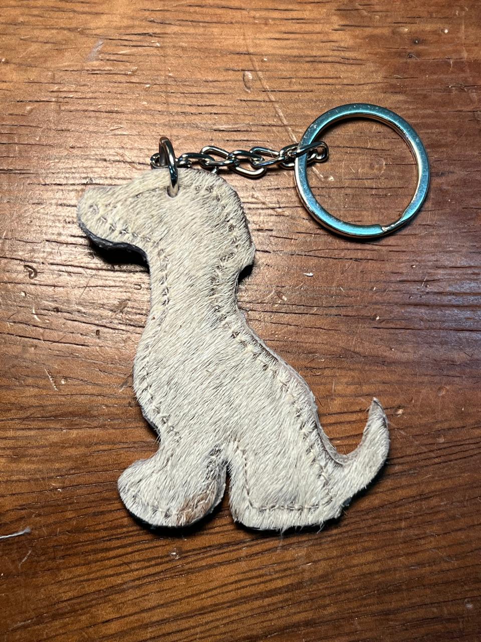 LLAVERO DE PELO FORMA DE PERRO