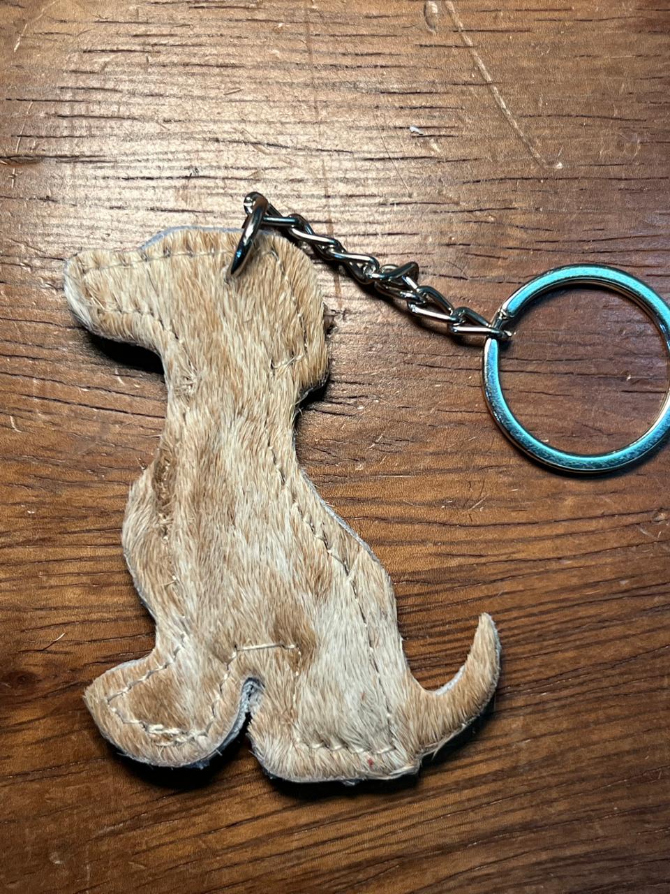 LLAVERO DE PELO FORMA DE PERRO