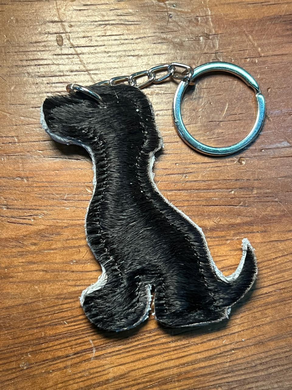 LLAVERO DE PELO FORMA DE PERRO