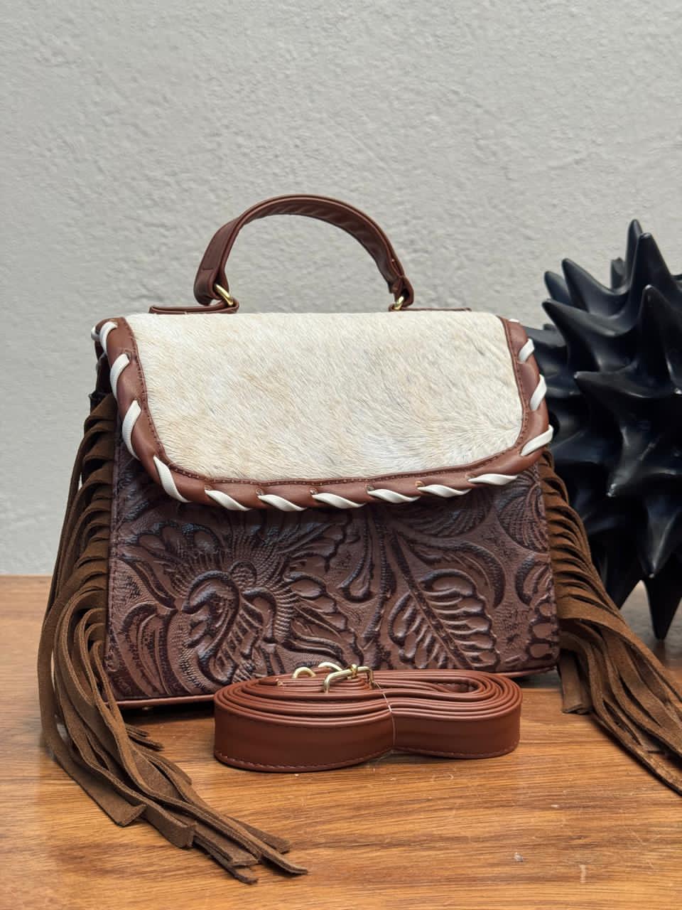 CROSSBODY FABIOLA PELO Y BARBAS VARIABLE PIEL CHOCOLATE