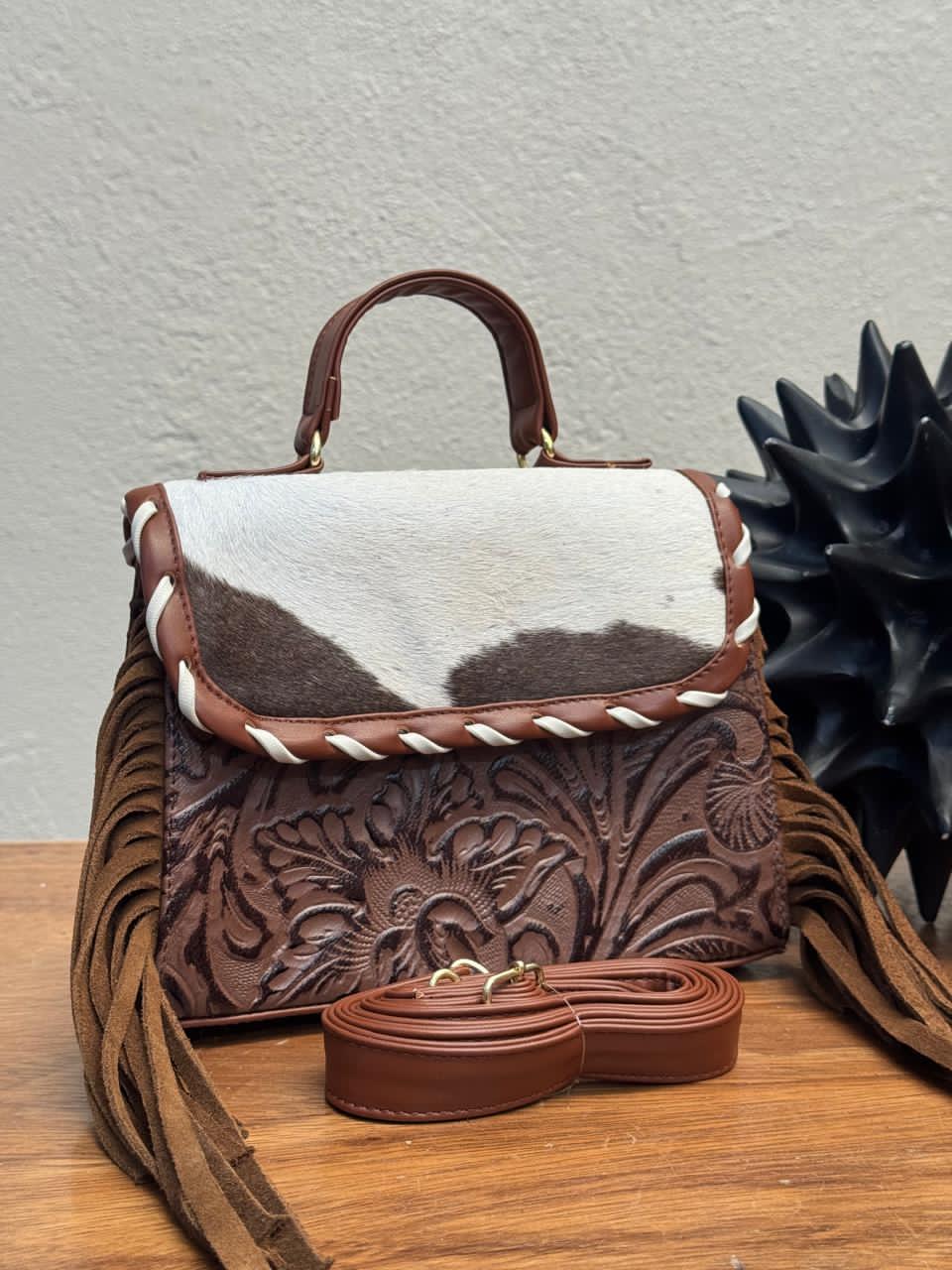 CROSSBODY FABIOLA PELO Y BARBAS VARIABLE PIEL CHOCOLATE