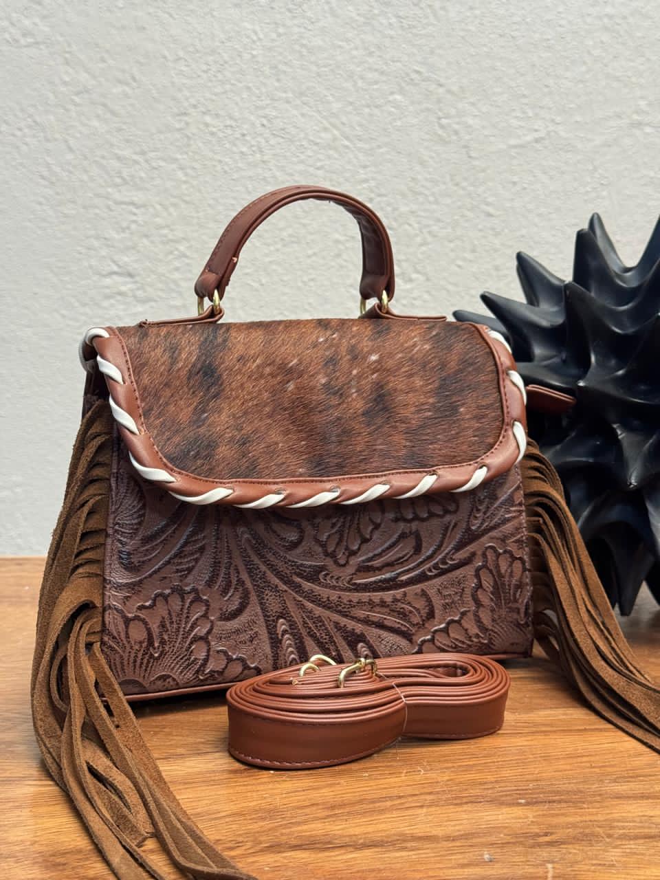 CROSSBODY FABIOLA PELO Y BARBAS VARIABLE PIEL CHOCOLATE