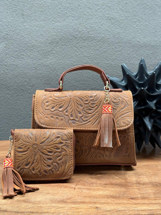 DUO DELIA PIEL GRASO GRABADO FLORES CAMEL