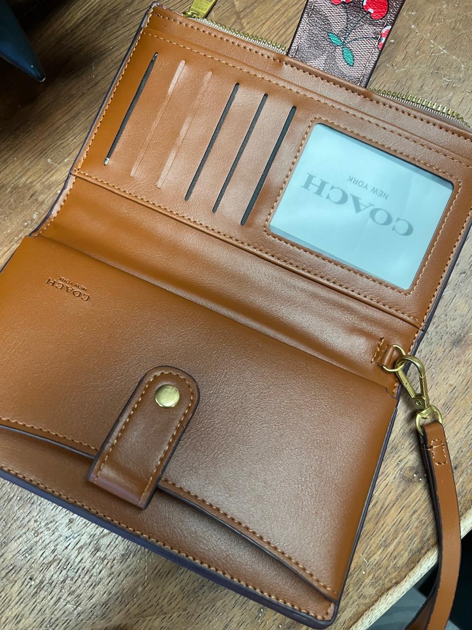 CARTERA COACH DE DAMA CEREZAS VINO-KHAKI
