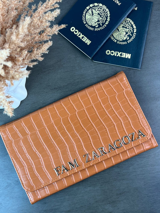 PORTAPASAPORTE FAMILIAR CAJETA DRILO