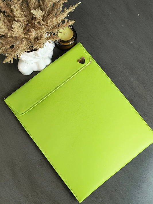 FUNDA PARA IPAD APIO