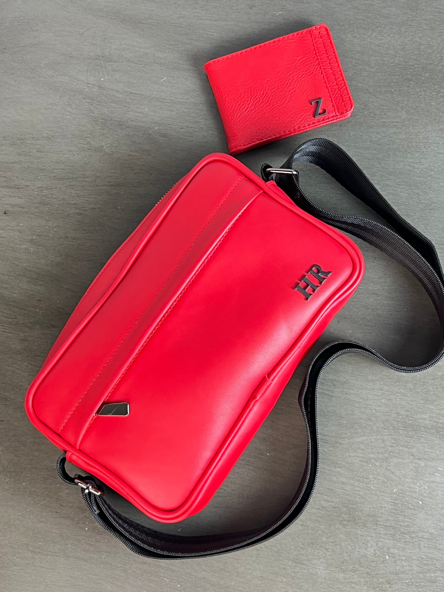 MARICONERA HOMBRE ROJO