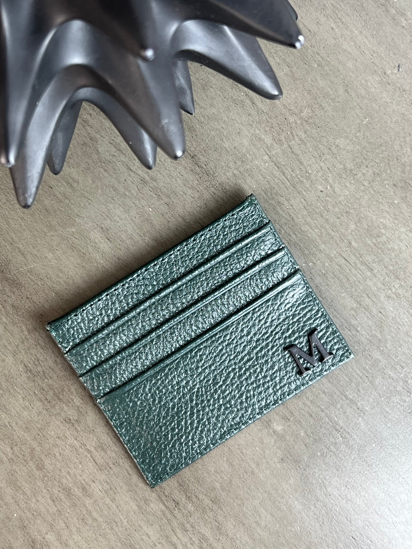 TARJETERO DE PIEL VERDE