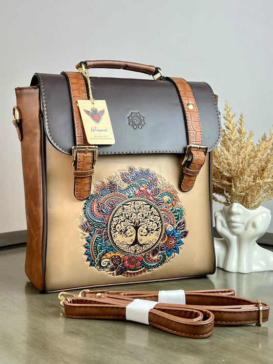 DB MOCHILA HEBILLAS ARBOL DE LA VIDA CAPUCCINO/CHOCOLATE