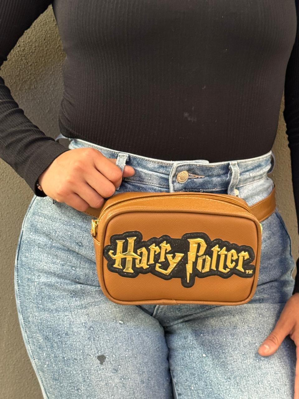 BOLSO/CANGUERERA PERSONAJE HARRY POTTER CAFE