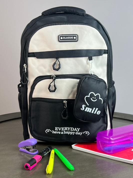 MOCHILA CON MONEDERO SMILE NEGRO/HUESO