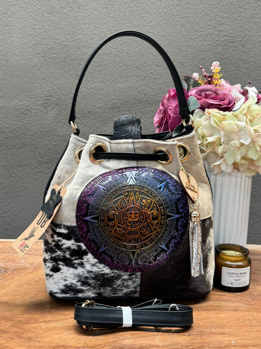 UB MOD ARTESANAL MORRAL PELO CALENDARIO AZTECA