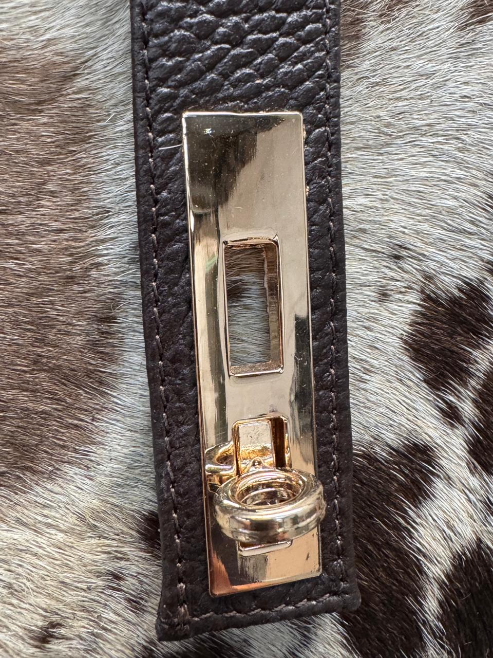 BOLSA BAGUETTE COW AZUL MARINO