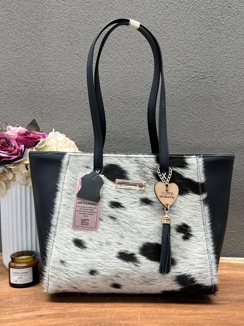 UB MOD ARTESANAL LUCERO NEGRO PELO PARDO