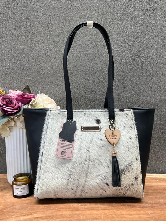 UB MOD ARTESANAL LUCERO NEGRO PELO PARDO