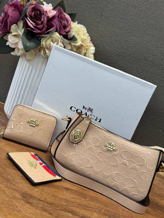 KIT COACH 2.0 BOLSO MAQUILLAJE RELIEVE CHAROL